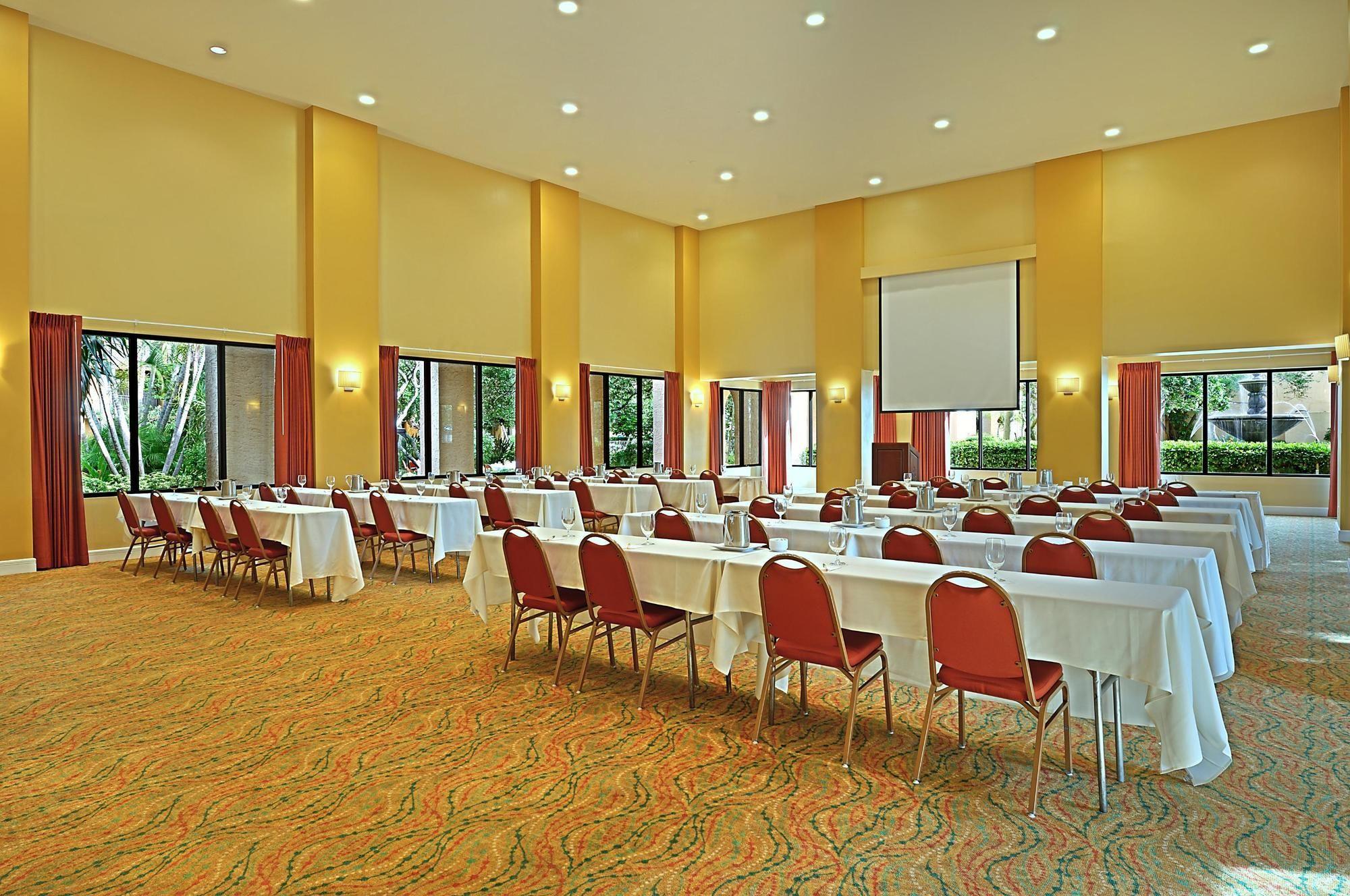 Courtyard By Marriott Bradenton Sarasota/Riverfront Экстерьер фото